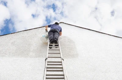 Peinture extérieure à Villeneuve-le-Comte — façades et ravalement
